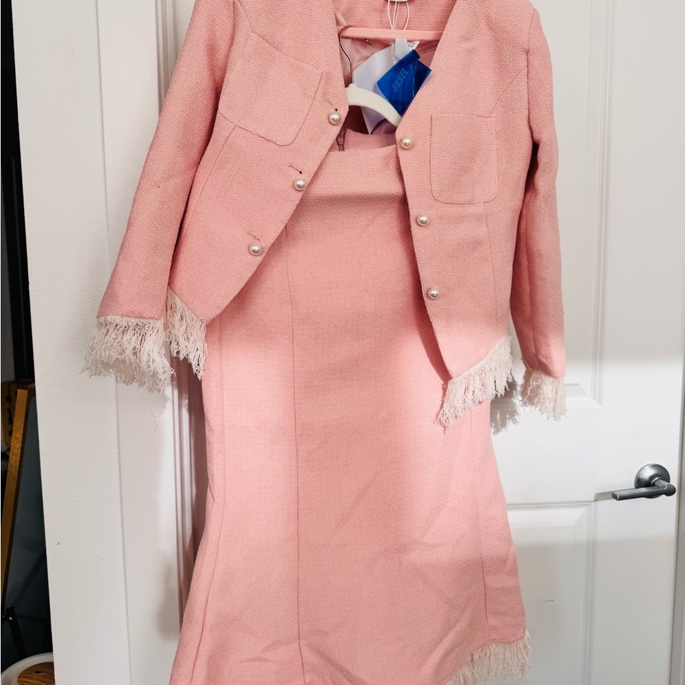 Elegant Pink Women's Jacket and Skirt Set